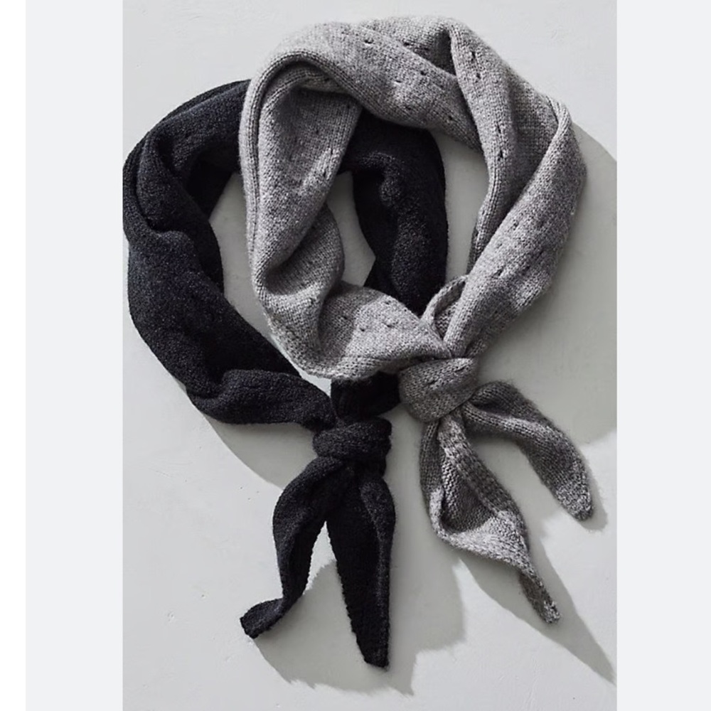 5058. Free People Essential Triangle Scarf